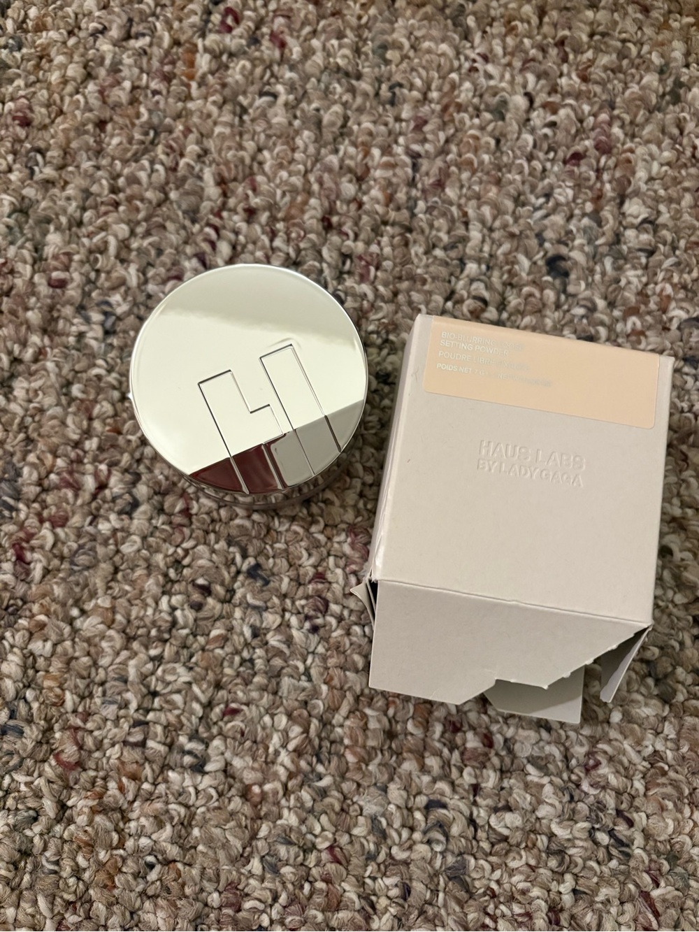 Haus Labs Powder - Picture 4 of 5